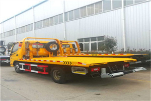 攸县附近拖车救援搭电